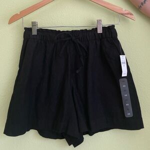 Black Women's Linen Shorts